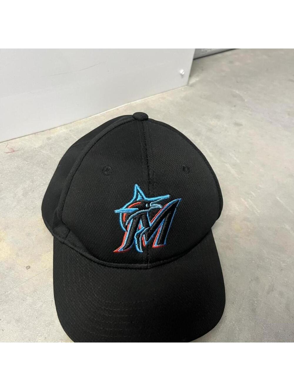 Miami Marlins Team MLB Youth Strapback Hat Black Baseball Cap OC Sports